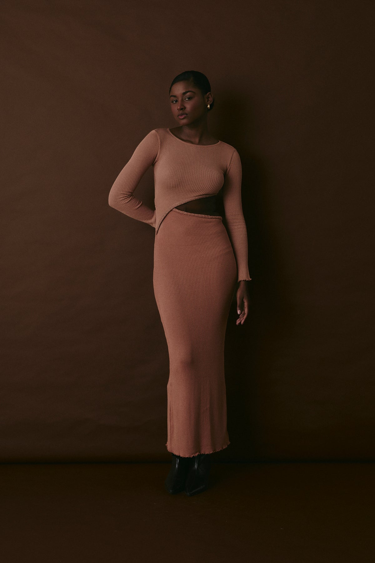 SUTTON DRESS MOCCA