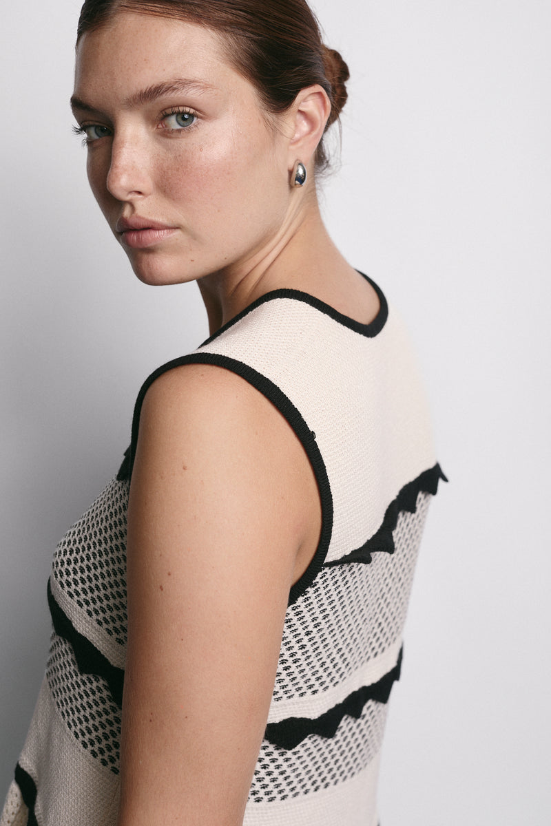 JACKIE VEST