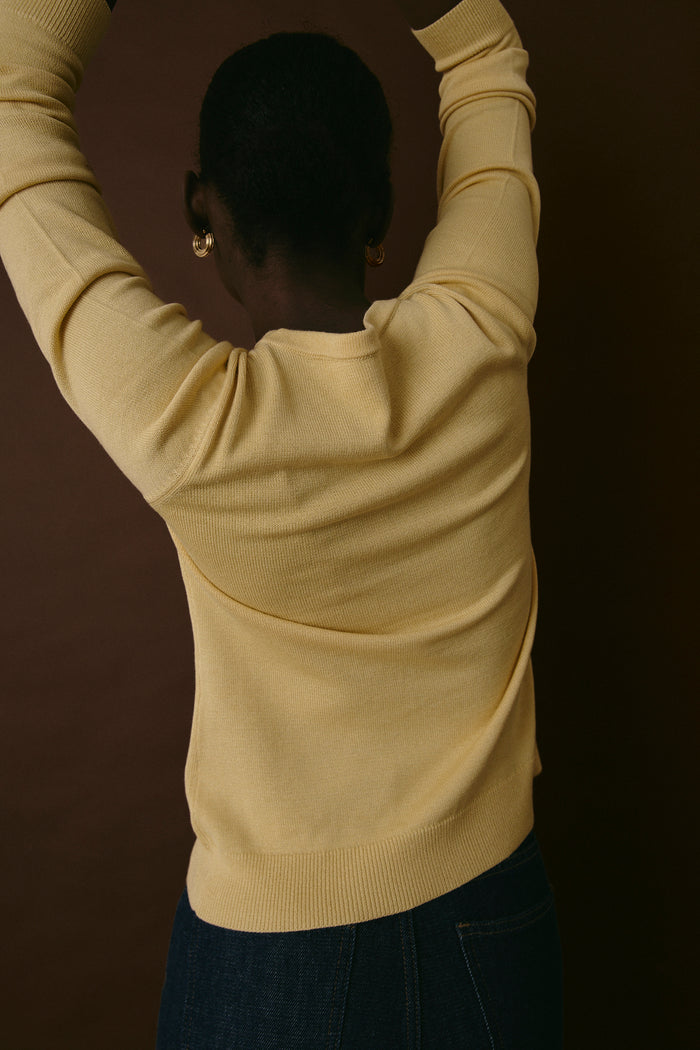 CREW NECK SWEATER SUNLIGHT