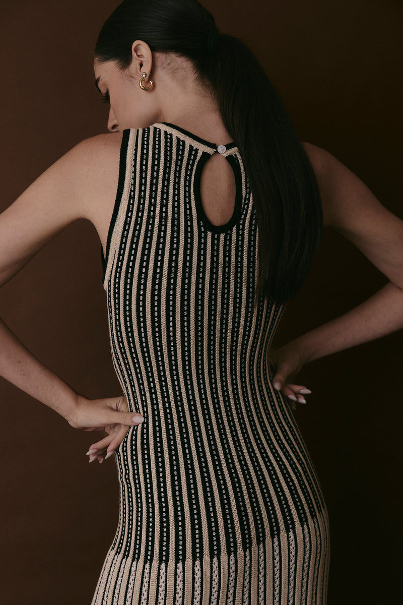MAIDEN DRESS
