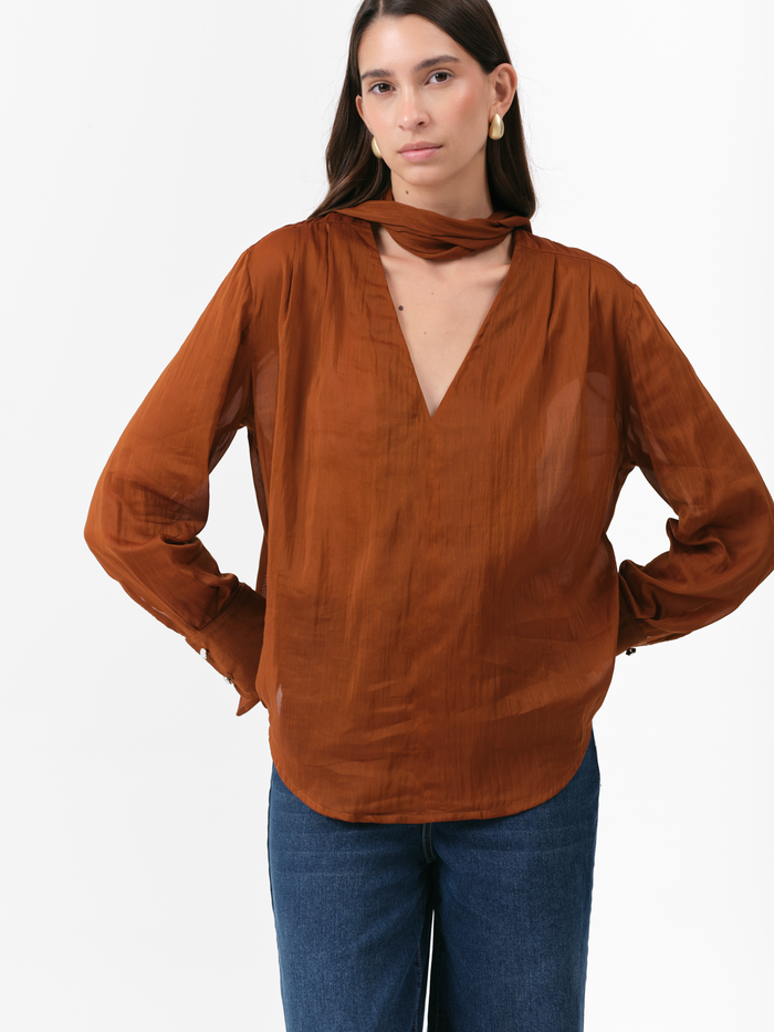 (PRE ORDER) TEASEL BLOUSE CARAMEL